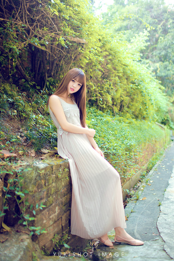 可爱美女清纯夏日迷人