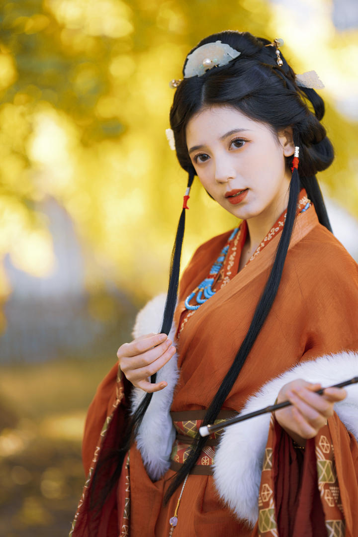 中国红色古装美女唯美艺术写真照片