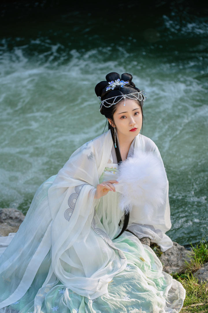 中国高清古典气质美女艺术摄影图片大全