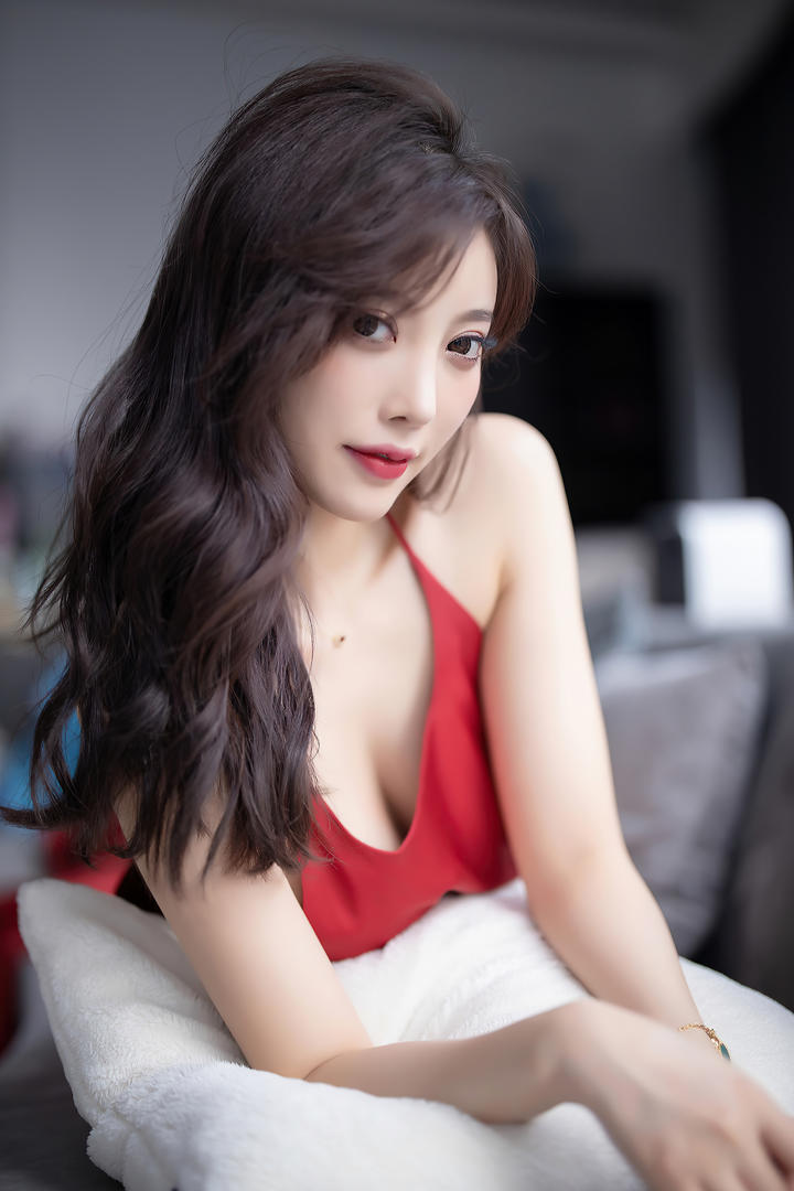 性感妩媚动人美女杨晨晨超高清美女写真图片