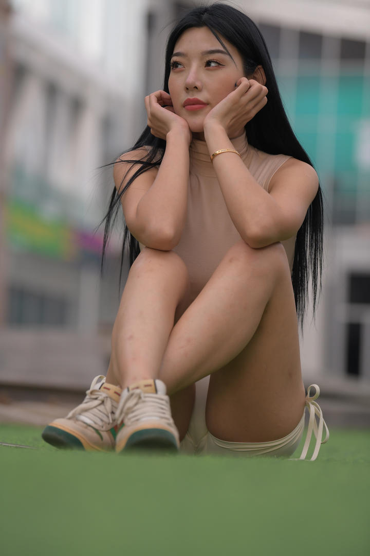 国模吧精选清纯漂亮女孩紧身裤摄影图片