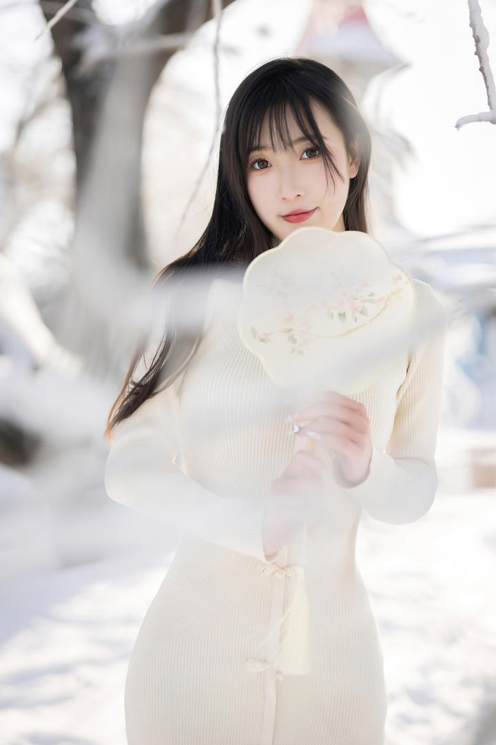 中国清纯美女模特林星阑雪中艺术摄影图片大全