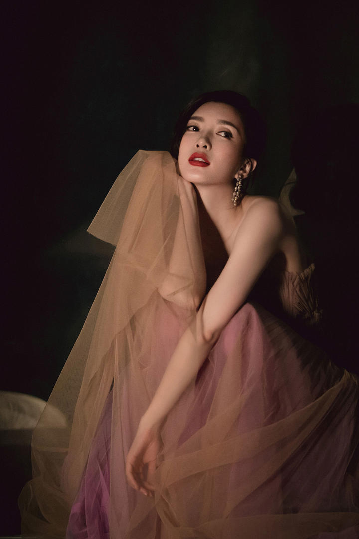 内地高清美女明星江疏影图片大全