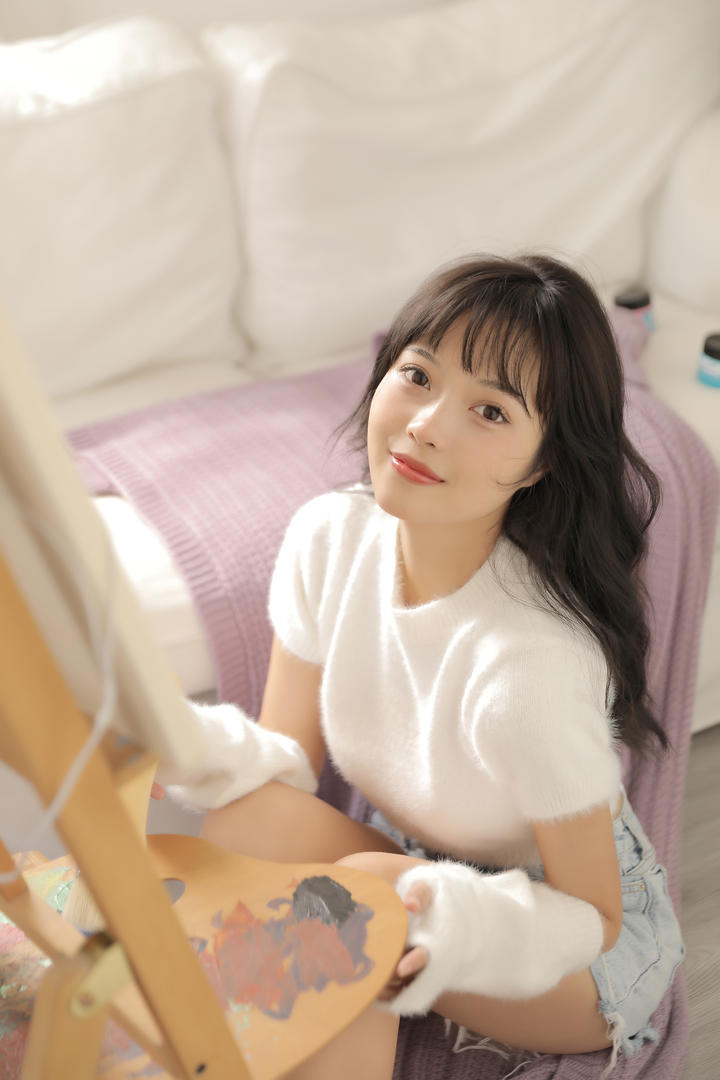 清纯甜美女孩可爱QQ头像图片网站免费下载