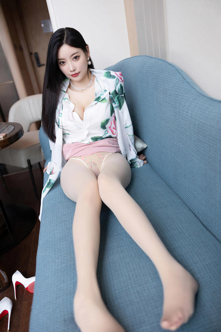 91精品国产综合久久小仙女杨晨晨美女性感写真套图