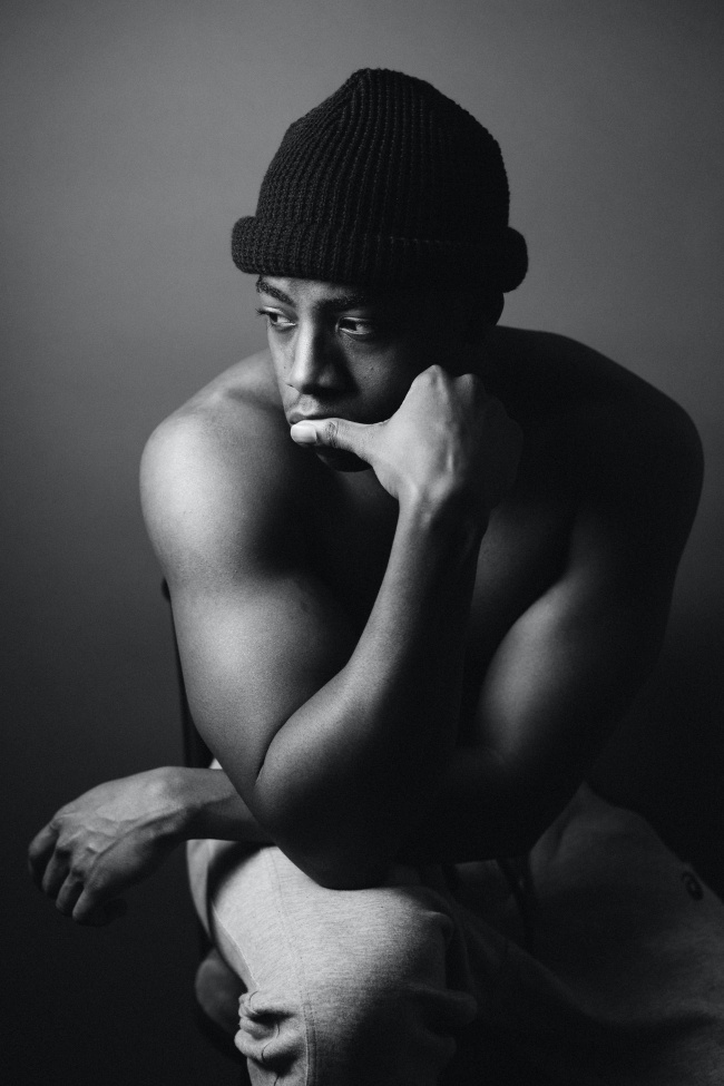 肌肉男艺术人体写真图片