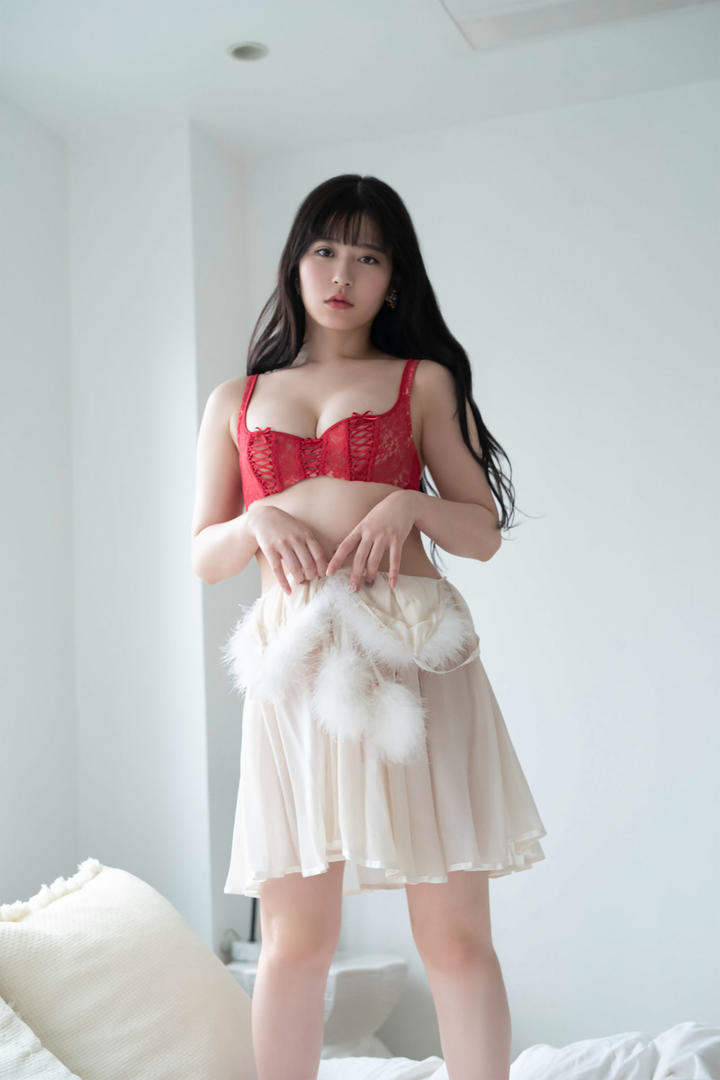 日韩清纯美少女内衣诱惑暖暖国语高清免费观看