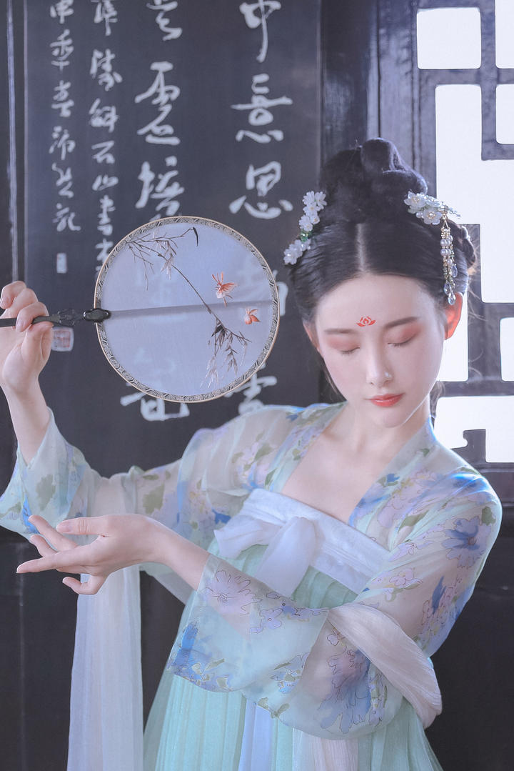 极品古典气质美女图片