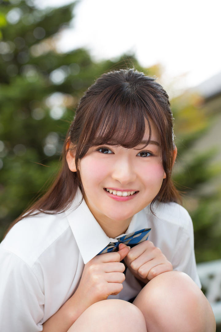 超高清日本清纯女学生特写图片