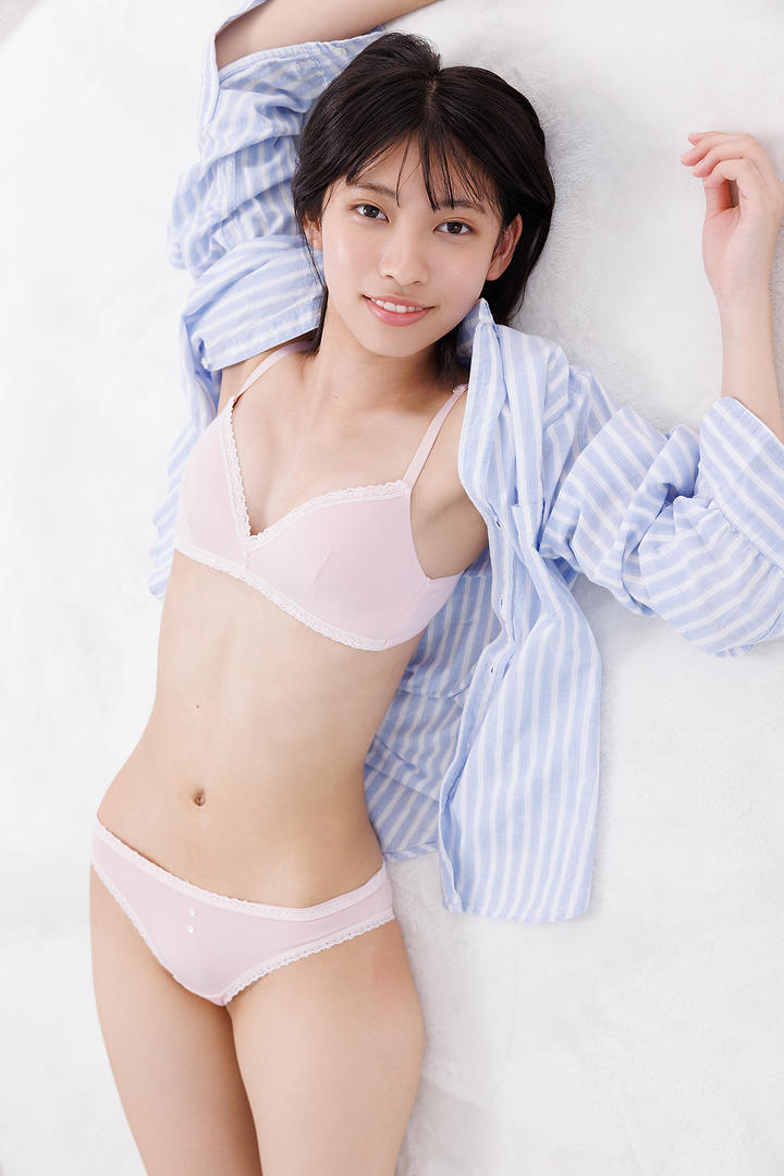 99国产精品99久久久久久粉嫩内衣少女无码写真套图