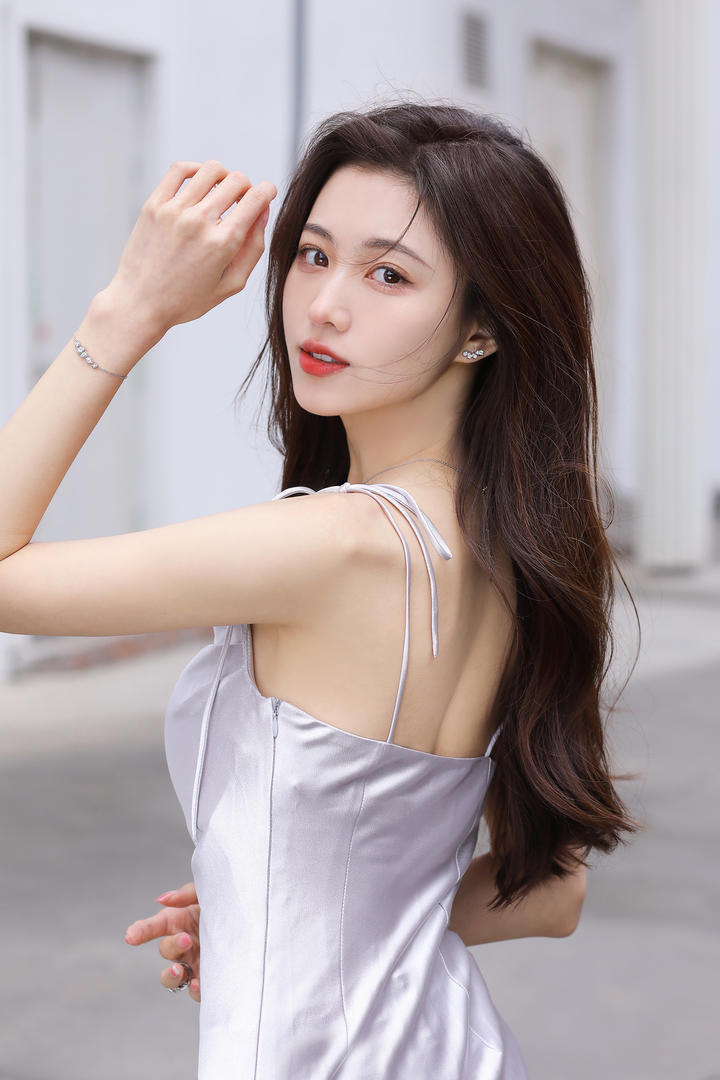 亚洲清纯校园气质美女壁纸高清大图免费观看