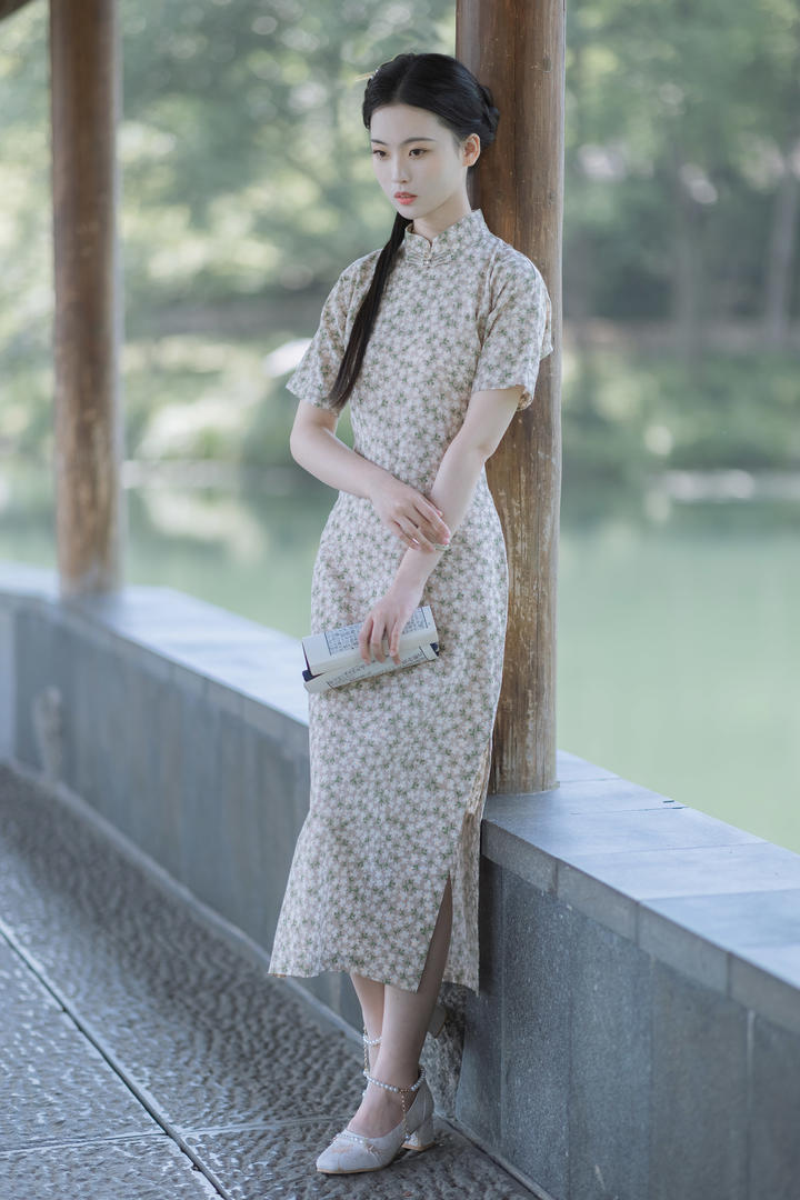 民国知识女青年唯美女生艺术照片