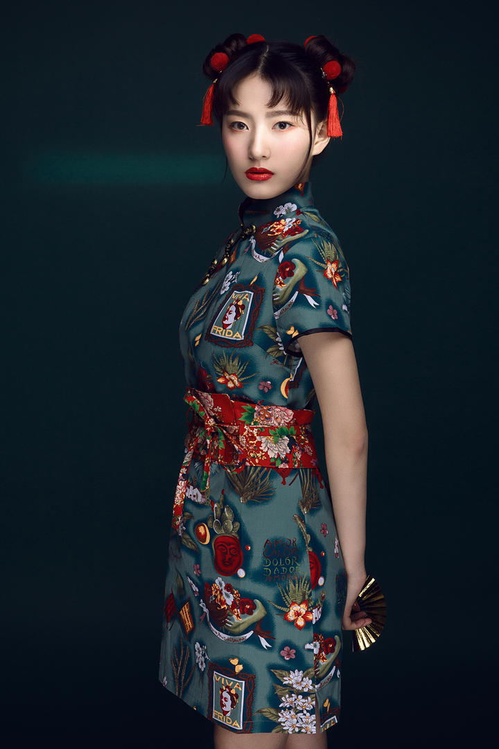 4K高清国潮古风旗袍美女艺术写真图片
