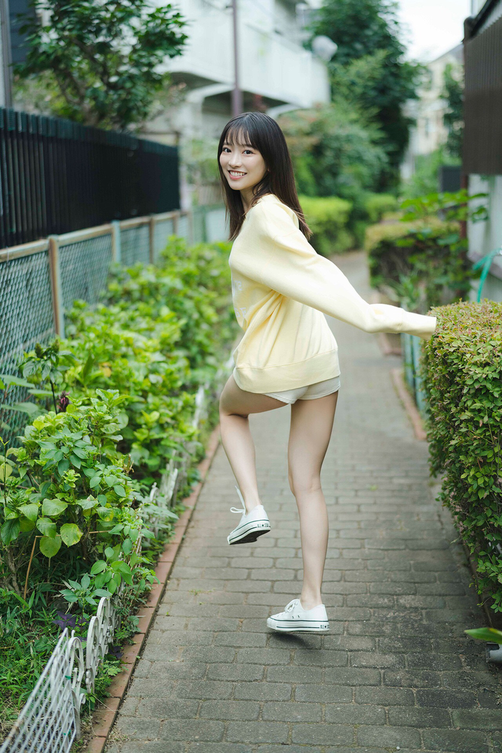 2048社区清纯日本粉嫩美女宅男福利图