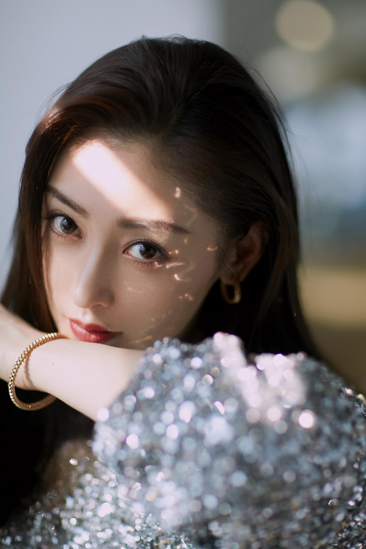 高颜值美女明星张天爱壁纸图片
