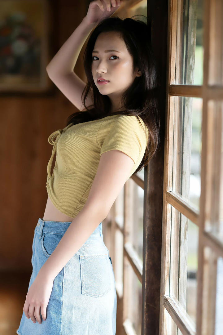 超短裙美女个人写真