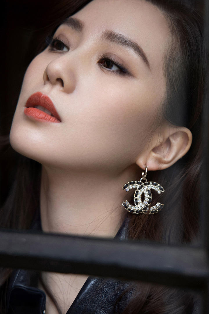 高清美女明星刘诗诗特写图片