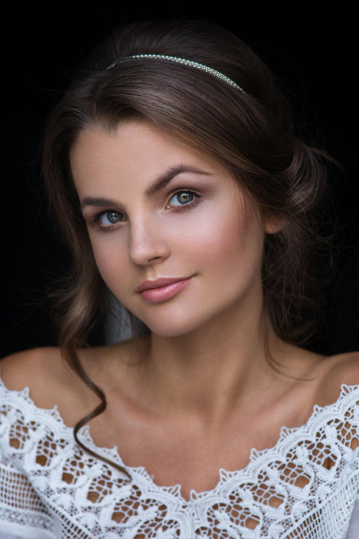 欧美可爱美女女生肖像艺术写真图片