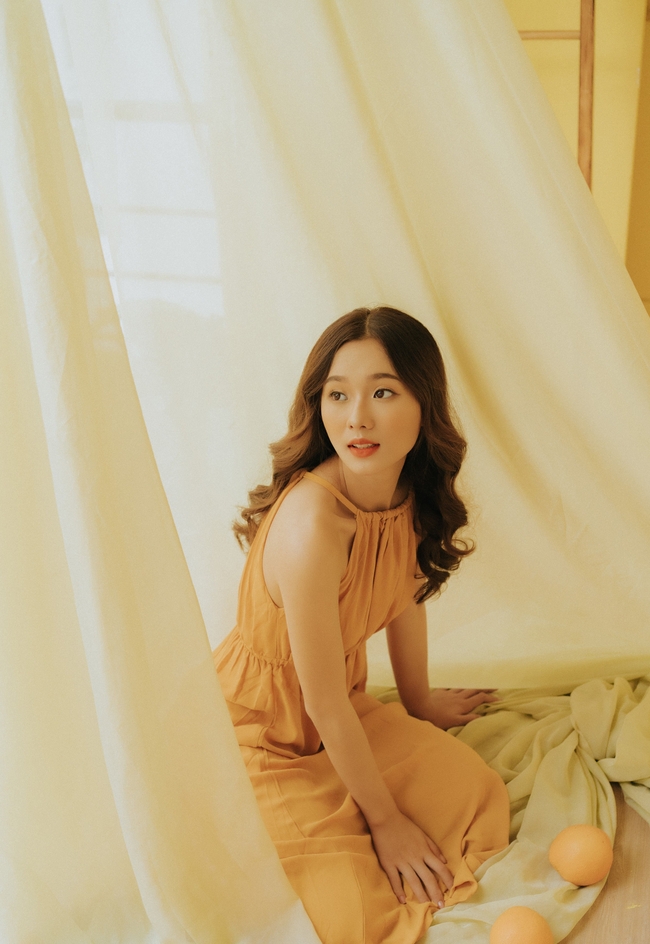 亚洲迷人美女棚拍人体写真艺术图片