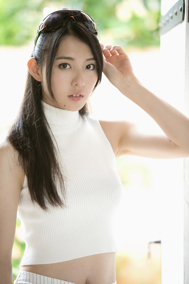 天然素人日韩空姐白嫩销魂美女图片