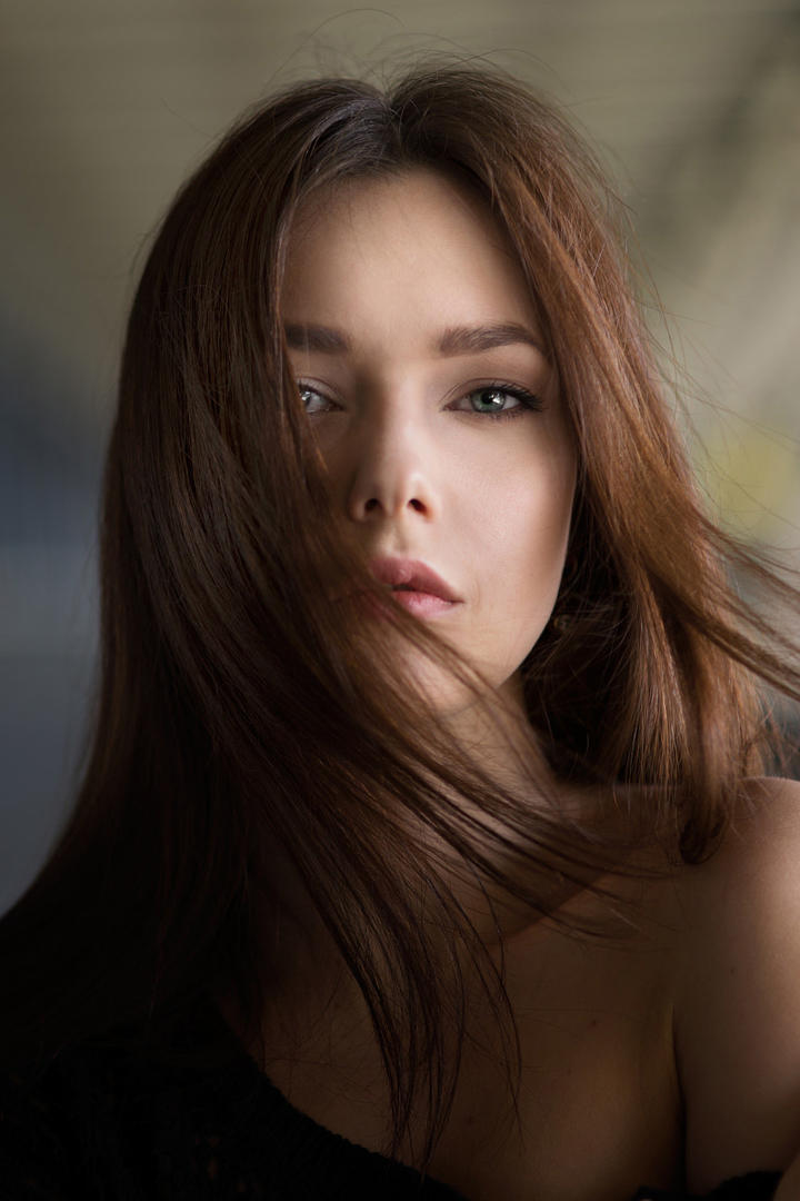 欧美气质女生肖像摄影图片