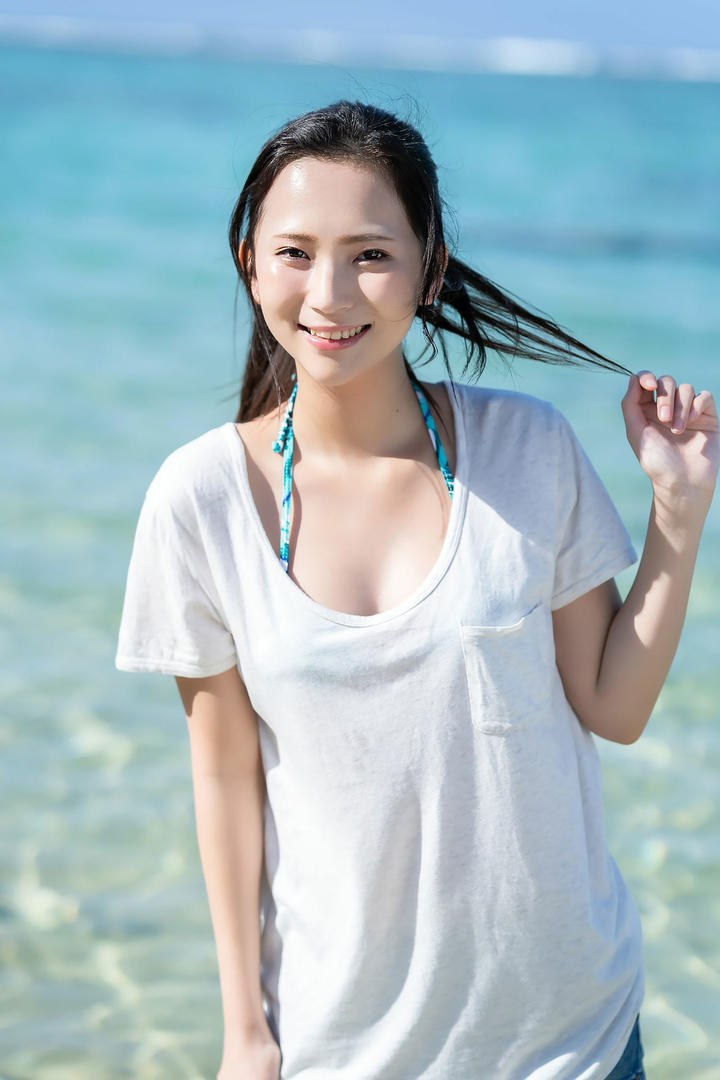 高清漂亮女孩壁纸图片